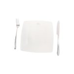 Bord met traditioneel bestek